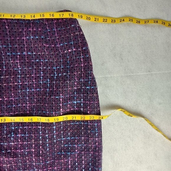 Bandolino Tweed, Plum, Blue, Lined, Back Zip, Fringed Hem, Pencil Skirt Size 16W - Picture 8 of 10